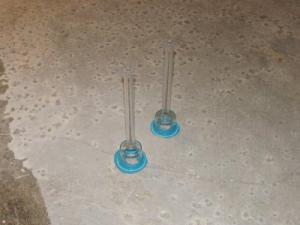 Les tubes de Karsten (essai de Rilem) permettent d'apprécier la porosité d'un matériau et de vérifier le caractère infitrant d'une fissure.